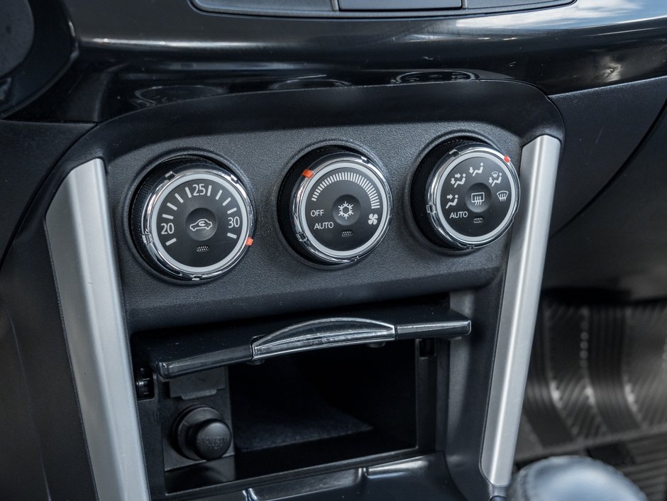 2017 Mitsubishi LANCER SPORTBACK 5dr Sportback CVT GT/ONE OWNER/ ACCIDENT FREE-14