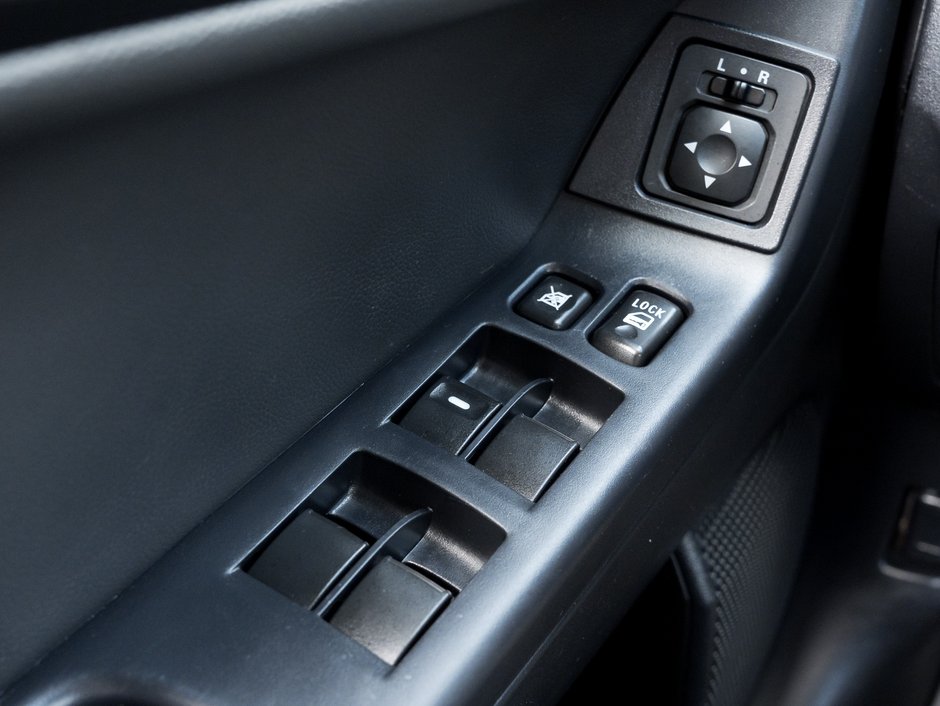 2017 Mitsubishi LANCER SPORTBACK 5dr Sportback CVT GT/ONE OWNER/ ACCIDENT FREE-11