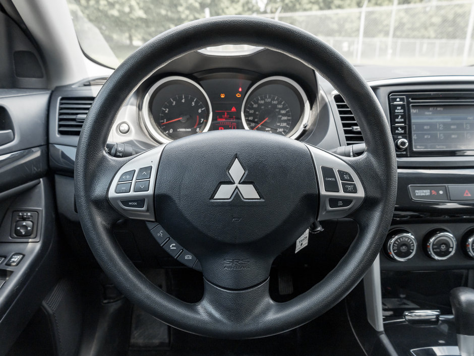 Mitsubishi Lancer 4dr Sdn CVT ES FWD 2017-7