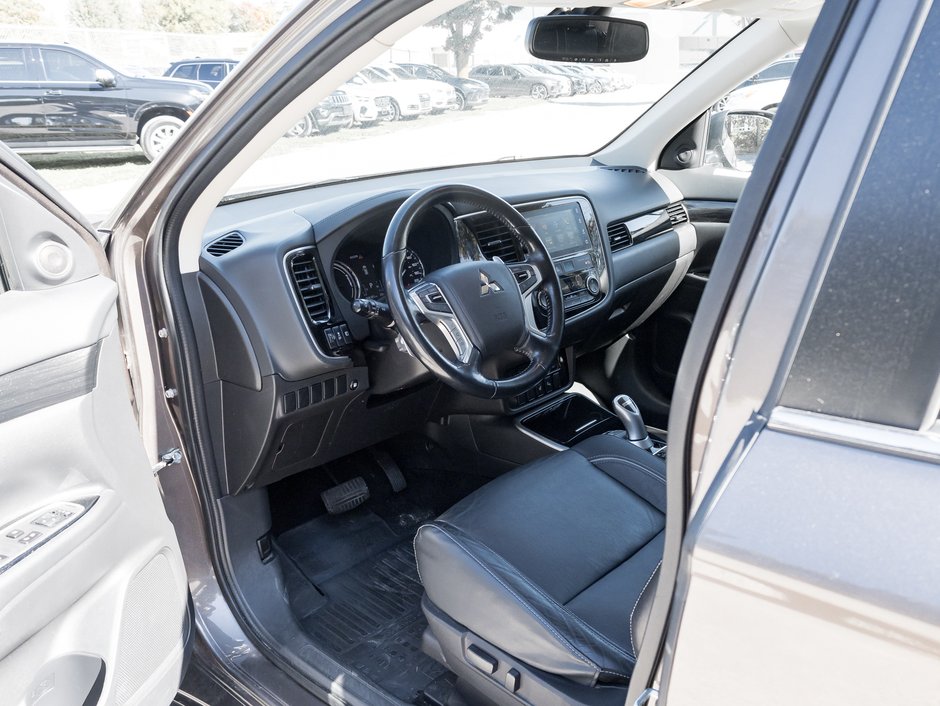 2018 Mitsubishi Outlander PHEV SE S-AWC/ **SAFETY CERTIFIED**-7