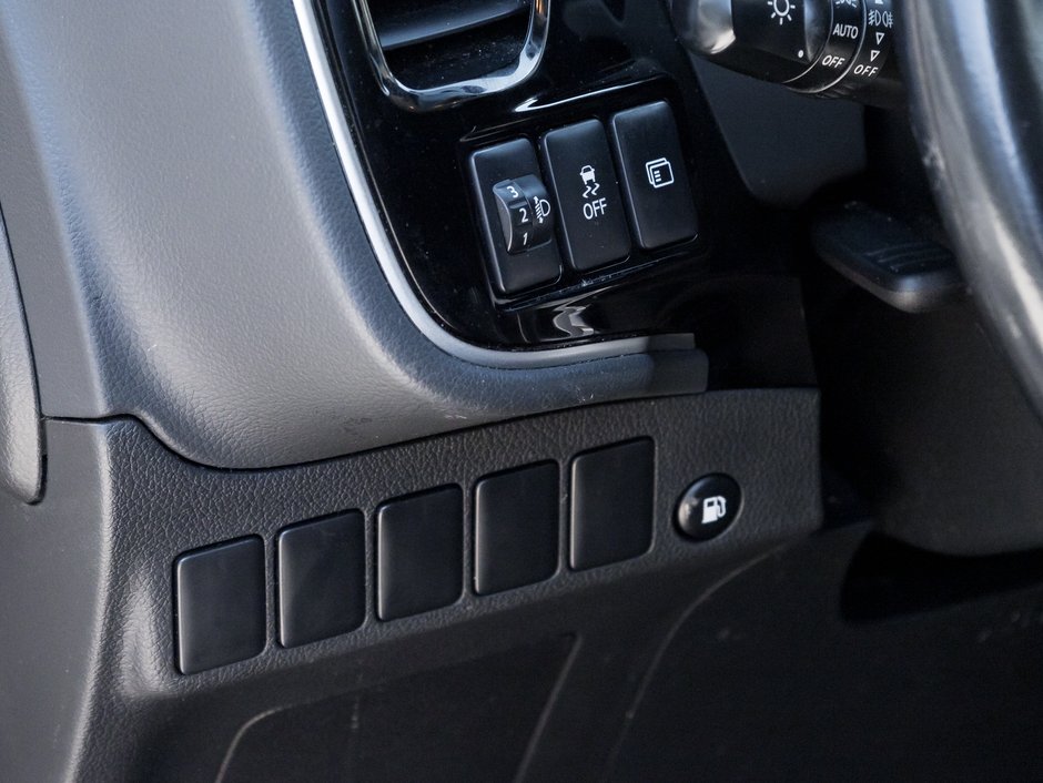 2018 Mitsubishi Outlander PHEV SE S-AWC/ **SAFETY CERTIFIED**-14