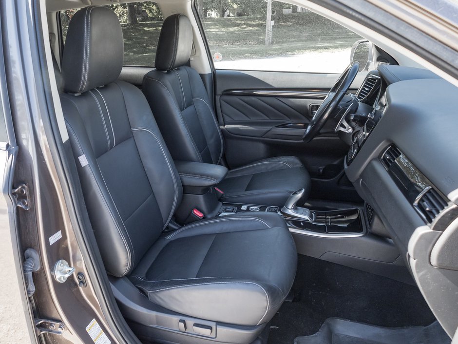 2018 Mitsubishi Outlander PHEV SE S-AWC/ **SAFETY CERTIFIED**-20