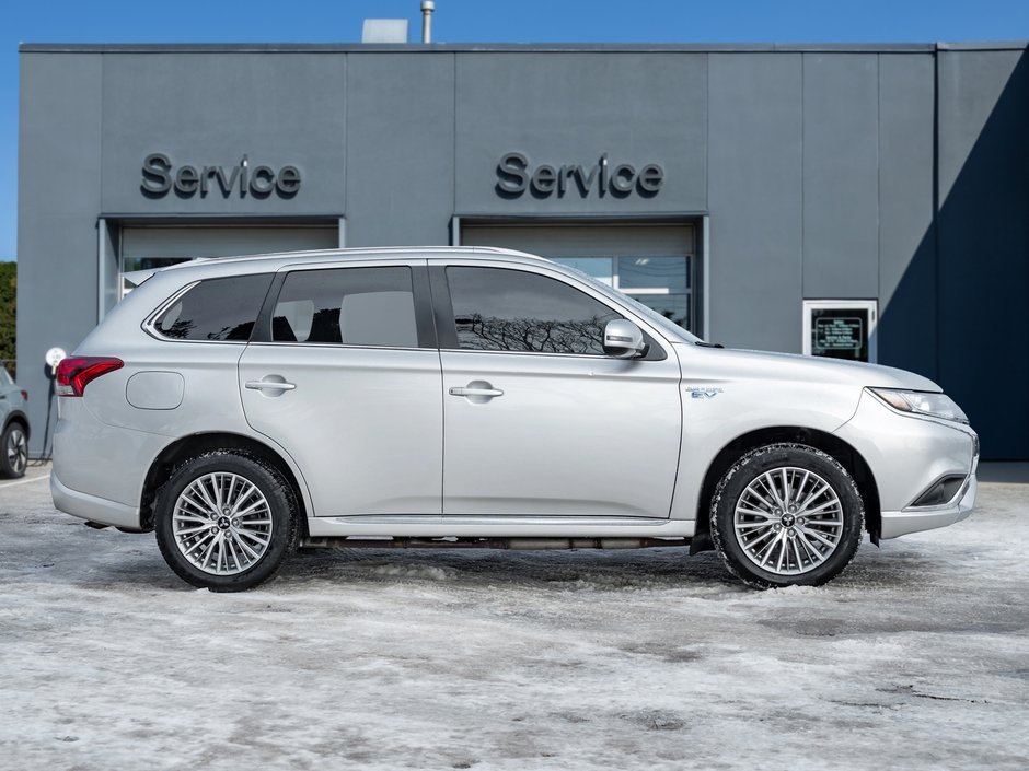 2020 Mitsubishi Outlander PHEV SE S-AWC  SAEFTY CERTIFIED FINANCE AS LOW AS 6.99%-5