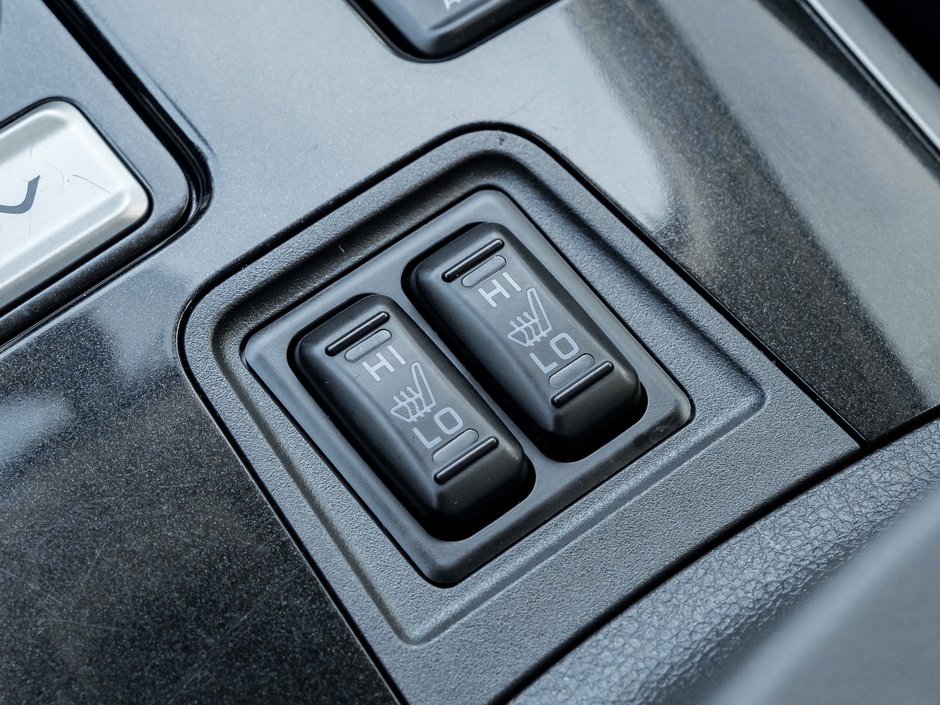 Mitsubishi Outlander PHEV SE S-AWC  SAEFTY CERTIFIED FINANCE AS LOW AS 6.49% 2020-17