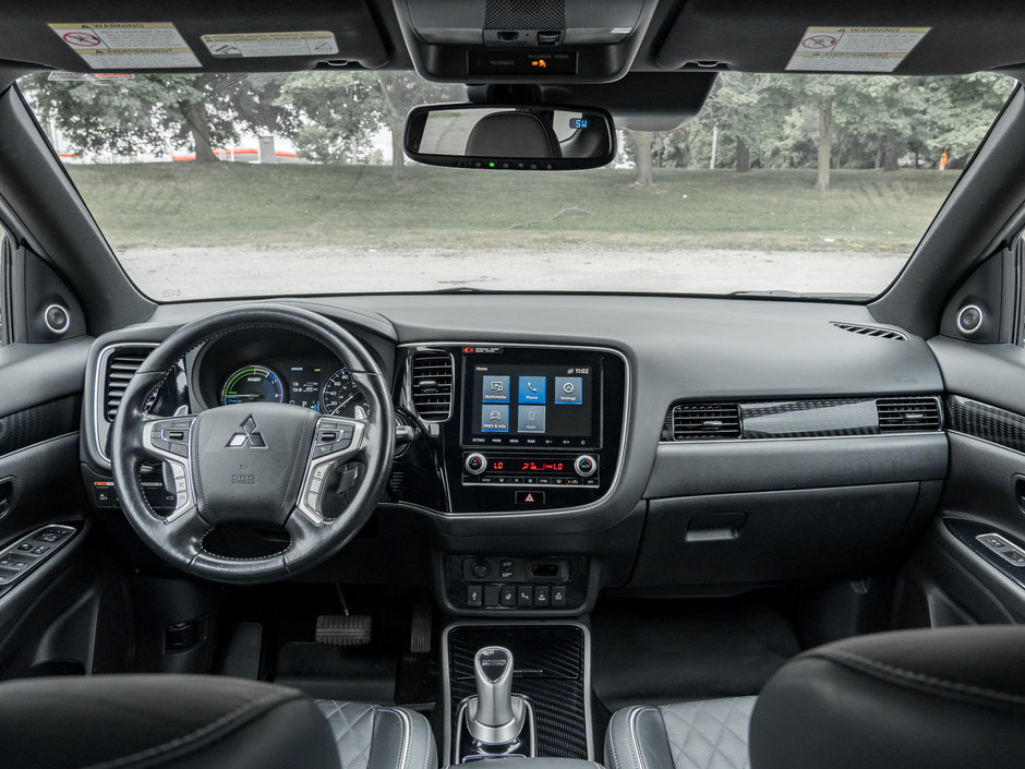 Mitsubishi OUTLANDER PHEV GT S-AWC CPO FINANCE RATES FOR AS LOW AS 0.9% 2022-23