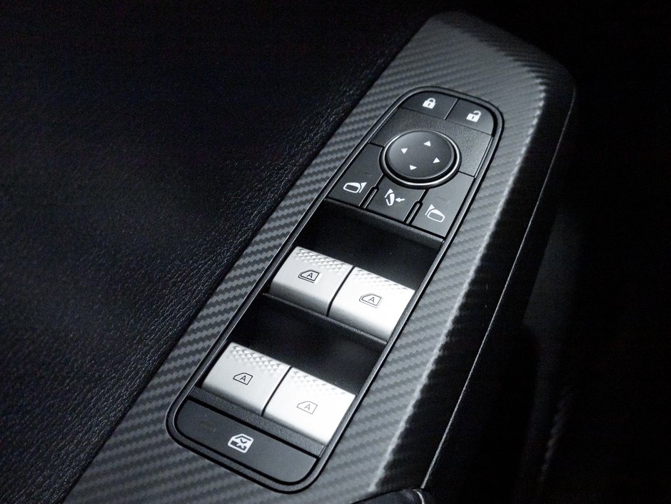 Mitsubishi Outlander PHEV SEL S-AWC CPO FINANCE RATES FOR AS LOW AS 0.90% 2023-13