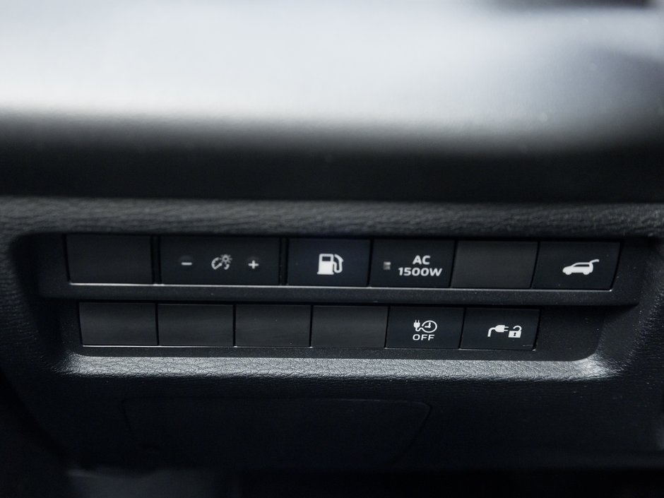 Mitsubishi Outlander PHEV SEL S-AWC CPO FINANCE RATES FOR AS LOW AS 0.90% 2023-15