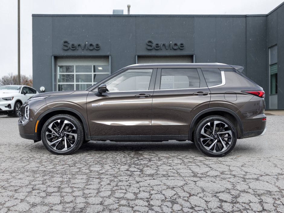 Mitsubishi Outlander PHEV SEL S-AWC CPO FINANCE RATES FOR AS LOW AS 0.90% 2023-2