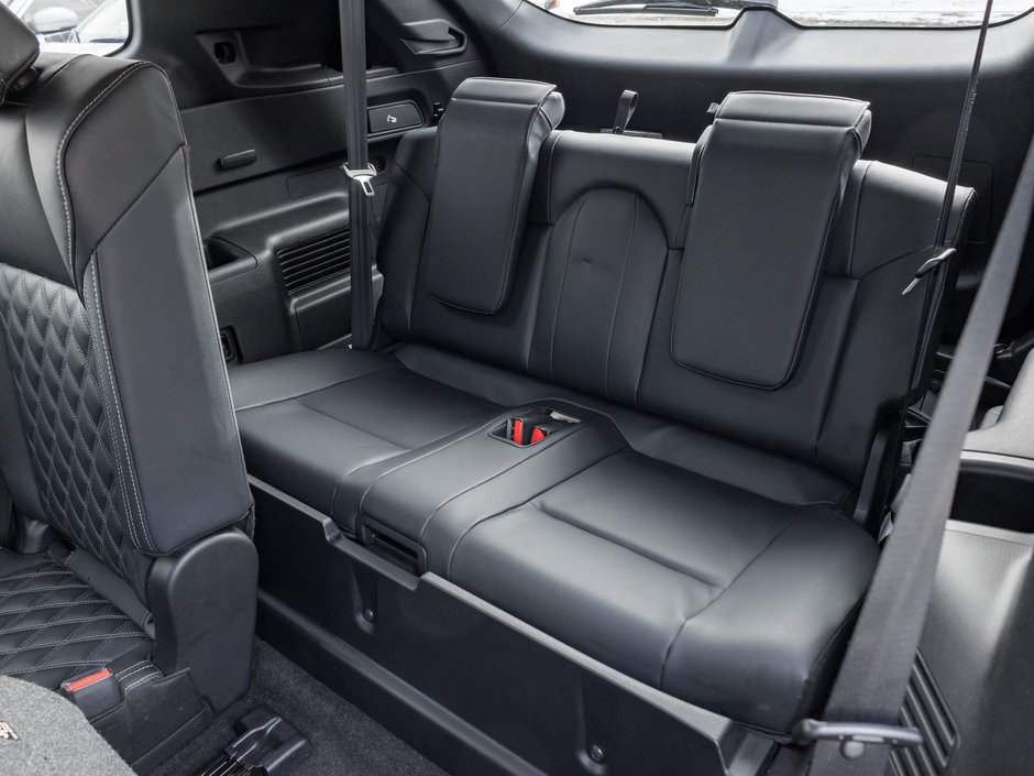 Mitsubishi Outlander PHEV SEL S-AWC CPO FINANCE RATES FOR AS LOW AS 0.90% 2023-25