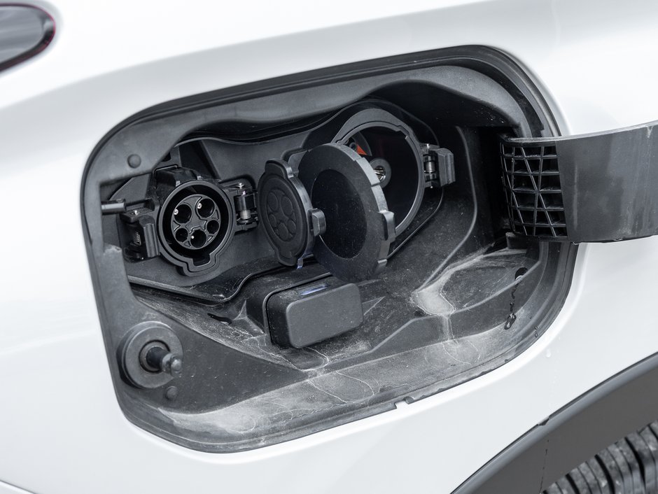 2023 Mitsubishi Outlander PHEV GT S-AWC CPO FINANCE RATES FOR AS LOW AS 0.90%-3