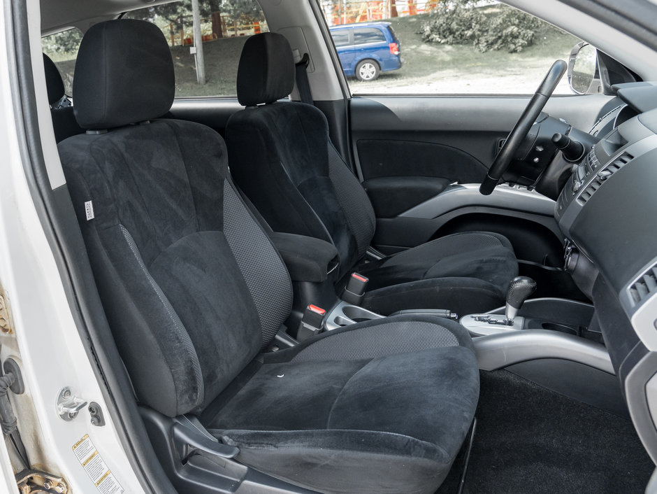 Mitsubishi Outlander 4WD 4dr LS 2012-17