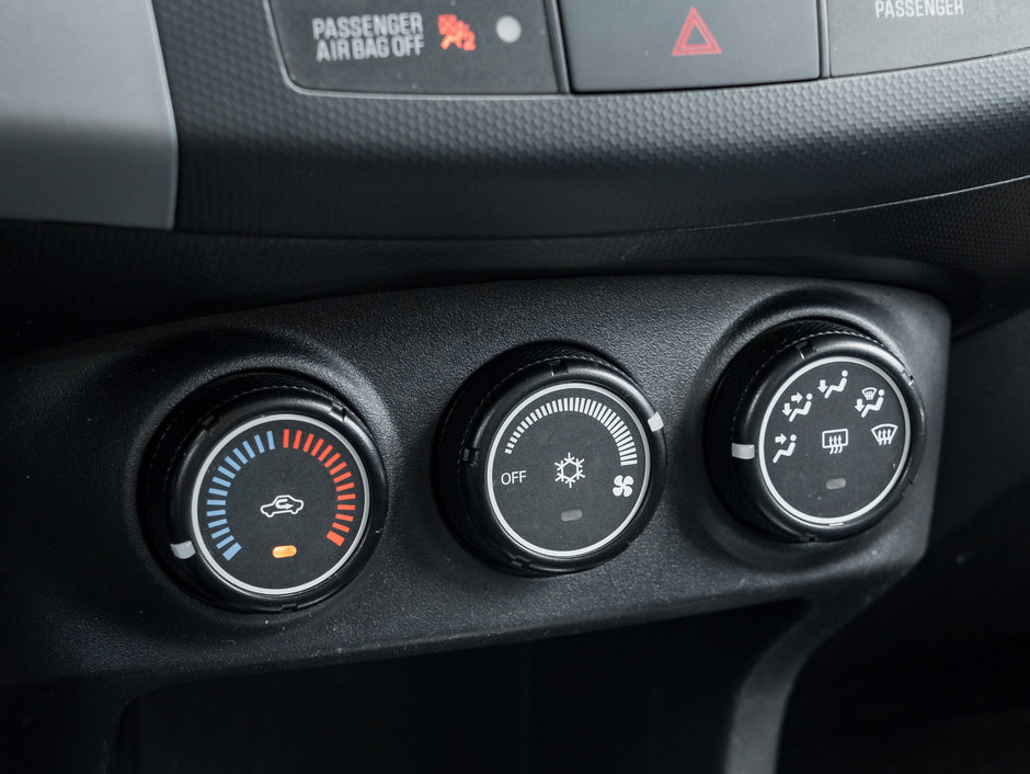 Mitsubishi Outlander 4WD 4dr LS 2012-14