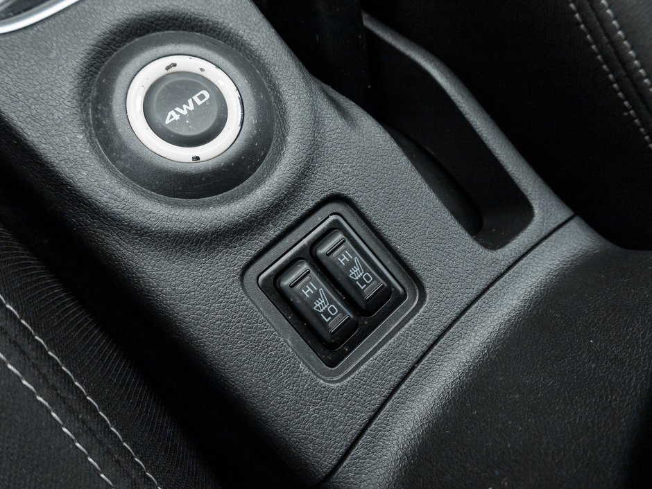 Mitsubishi Outlander AWC 4dr ES 2016-14