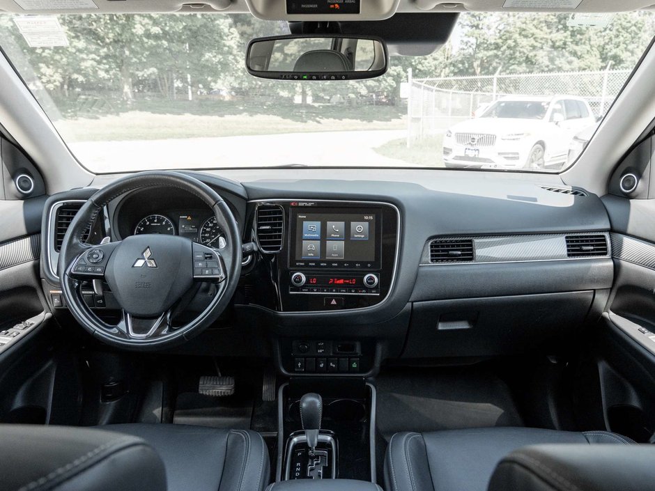 Mitsubishi Outlander GT S-AWC   FIANCNE AS LOW AS 7.99% 2020-21