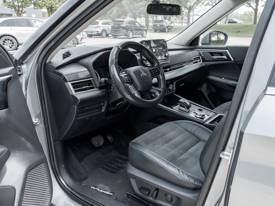 Mitsubishi Outlander LE Premium CPO FINANCE RATES FOR AS LOW AS 0.9% 2022-6