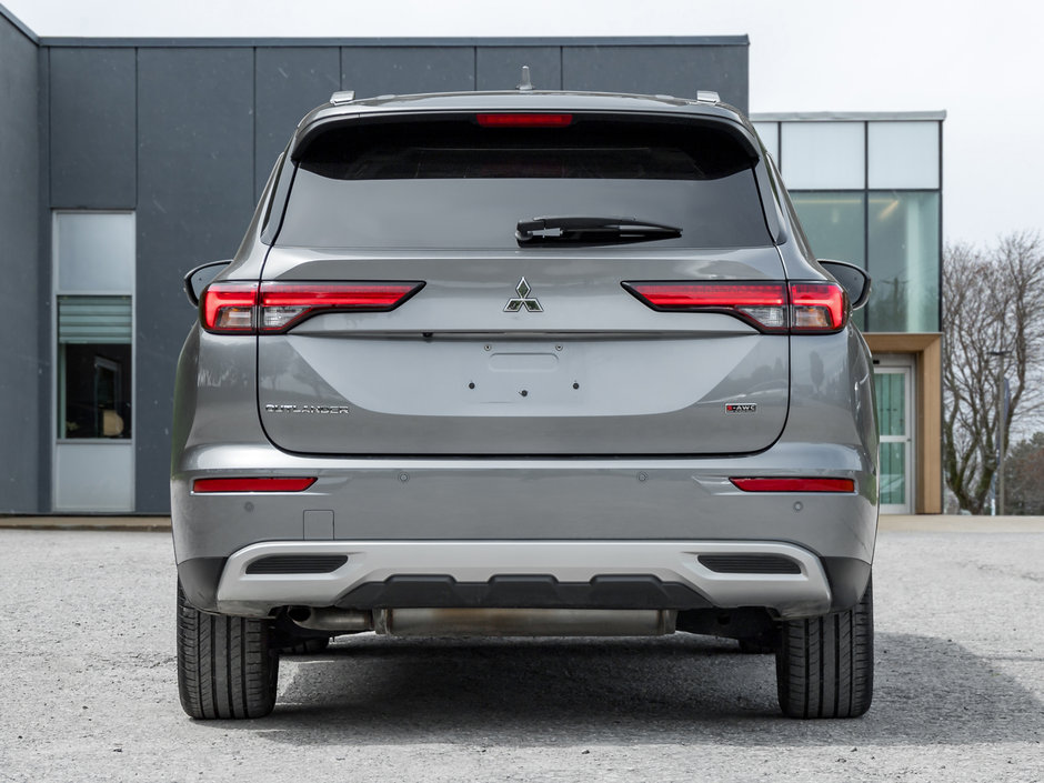Mitsubishi Outlander LE Premium CPO FINANCE RATES FOR AS LOW AS 0.9% 2022-5