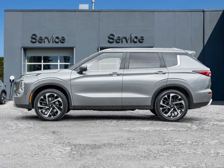 2022 Mitsubishi Outlander LE Premium S-AWC CPO FINANCE RATES AS LOW AS 0.90%-2
