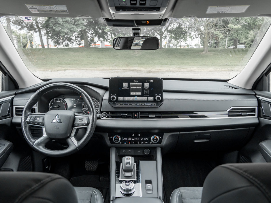 2022 Mitsubishi Outlander LE Premium S-AWC CPO FINANCE RATES AS LOW AS 0.90%-23