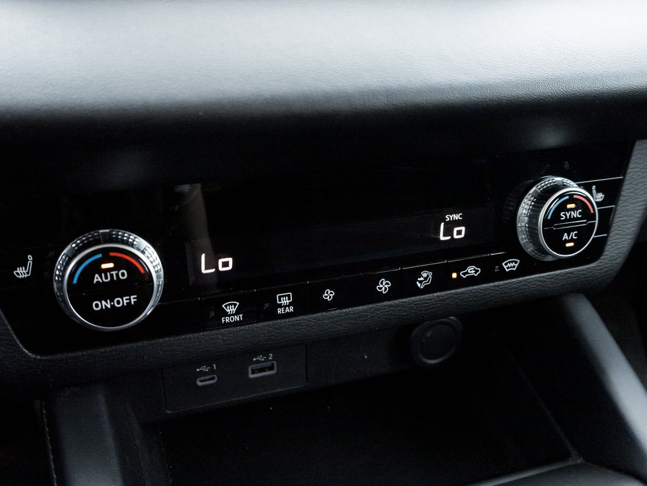 2022 Mitsubishi Outlander ES S-AWC CPO FINANCE RATES FOR AS LOW AS 0.9%-16