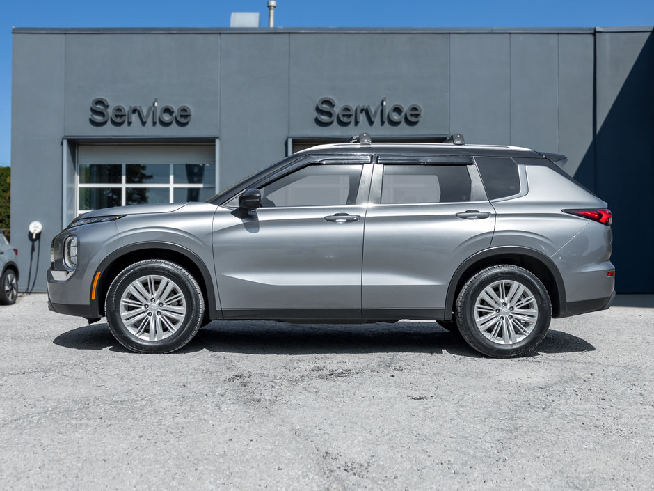 2022 Mitsubishi Outlander ES S-AWC CPO FINANCE RATES FOR AS LOW AS 0.9%-2