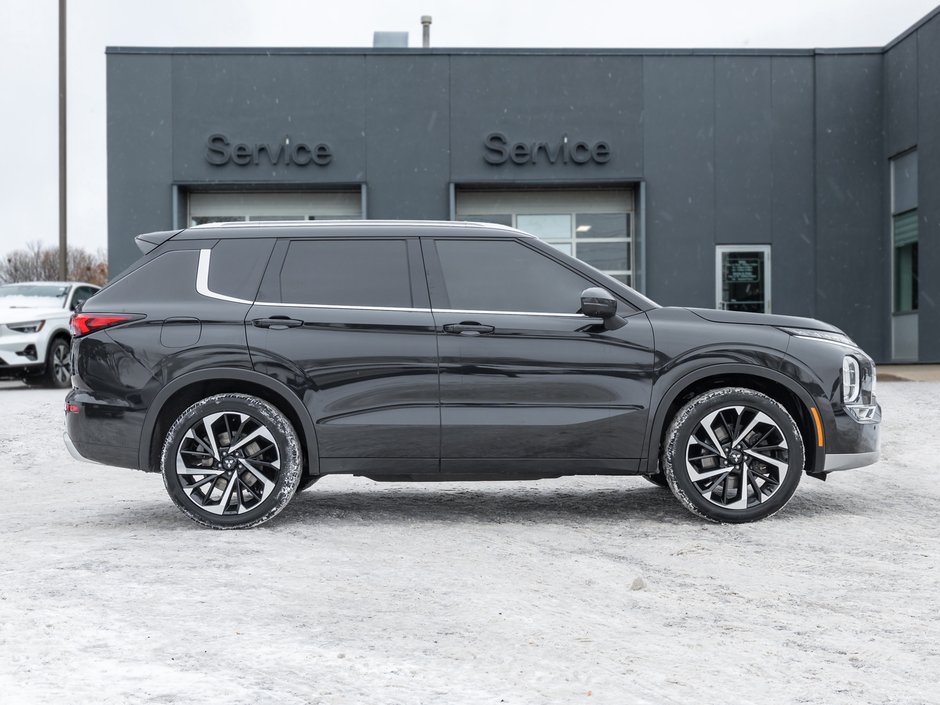 Mitsubishi Outlander GT S-AWC   FINANCE RATES FOR AS LOW AS 6.99% 2022-4