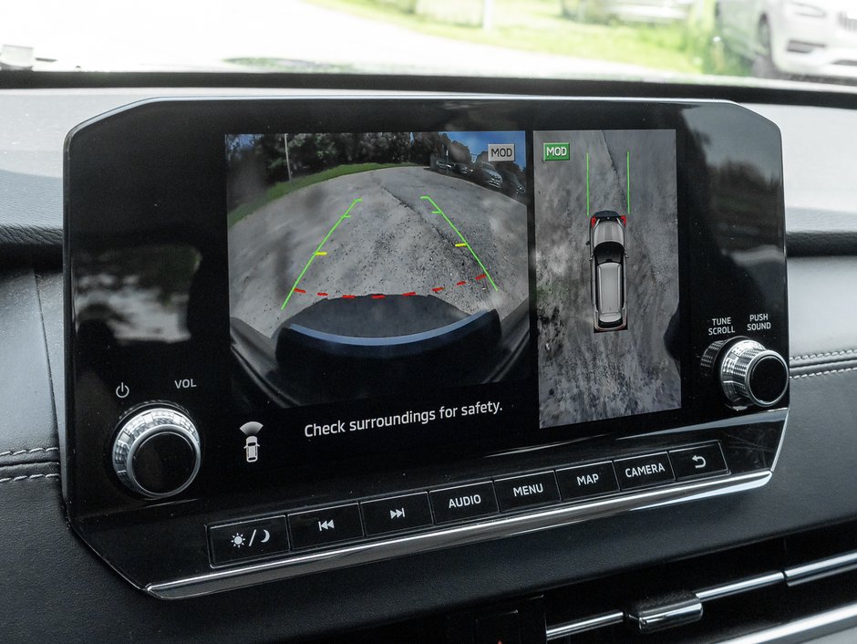 2022 Mitsubishi Outlander LE S-AWC   CPO FINANCE RATES FOR AS LOW AS 0.90%-12