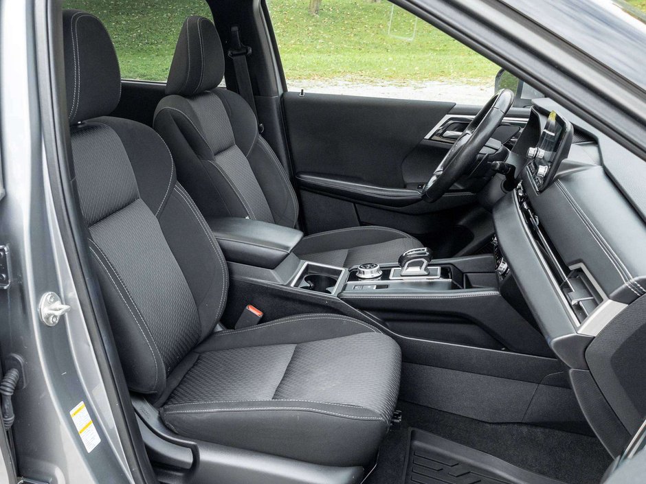 Mitsubishi Outlander SE S-AWC CPO FINANCE RATES FOR AS LOW AS 0.90% 2022-18