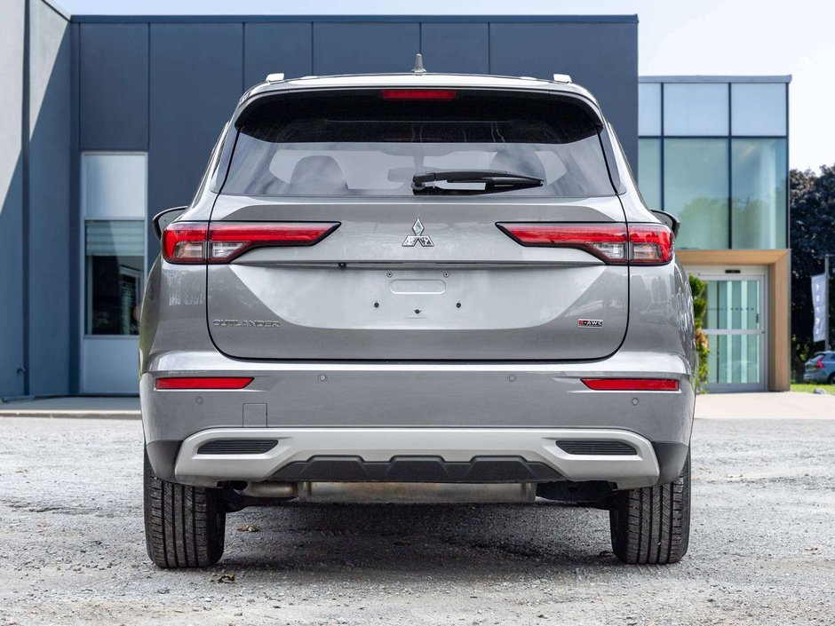 Mitsubishi Outlander SE S-AWC CPO FINANCE RATES FOR AS LOW AS 0.90% 2022-5