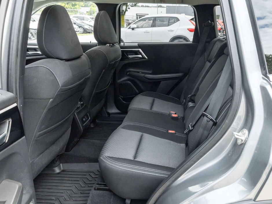Mitsubishi Outlander SE S-AWC CPO FINANCE RATES FOR AS LOW AS 0.90% 2022-19