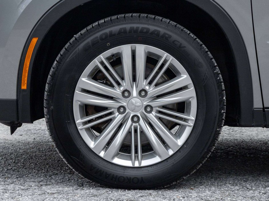 Mitsubishi Outlander SE S-AWC CPO FINANCE RATES FOR AS LOW AS 0.90% 2022-3