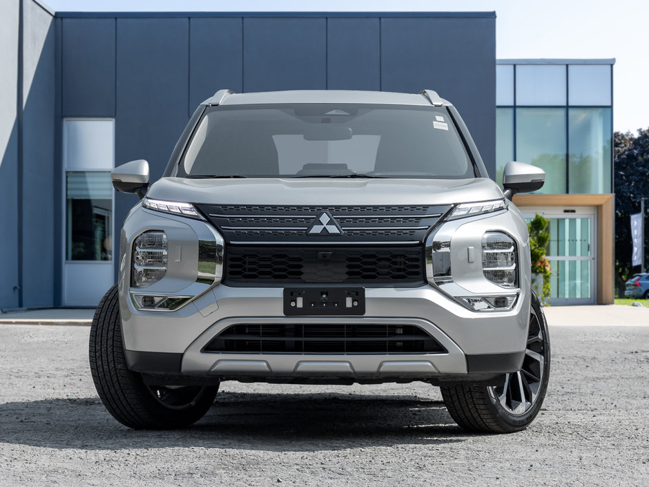 Mitsubishi Outlander LE Premium S-AWC CPO FINANCE RATES AS LOW AS 0.90% 2023-1