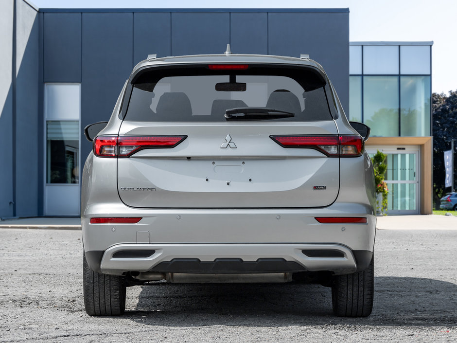Mitsubishi Outlander LE Premium S-AWC CPO FINANCE RATES AS LOW AS 0.90% 2023-5
