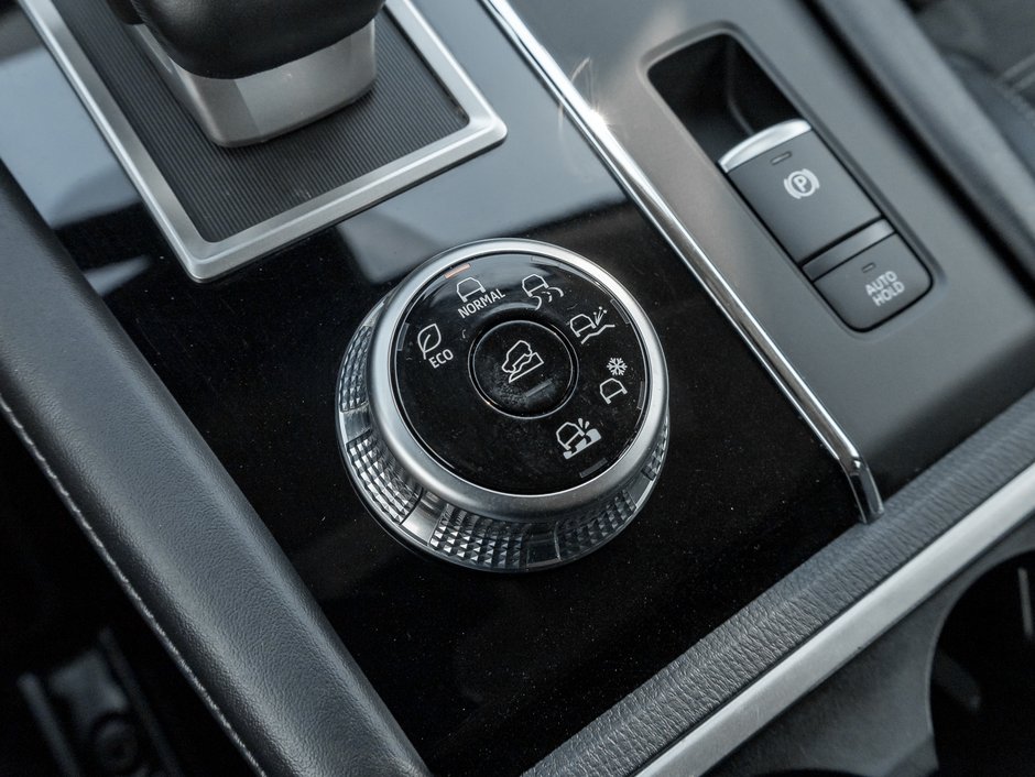 2023 Mitsubishi Outlander LE S-AWC CPO  FINANCE RATES FOR AS LOW AS 0.9%-16