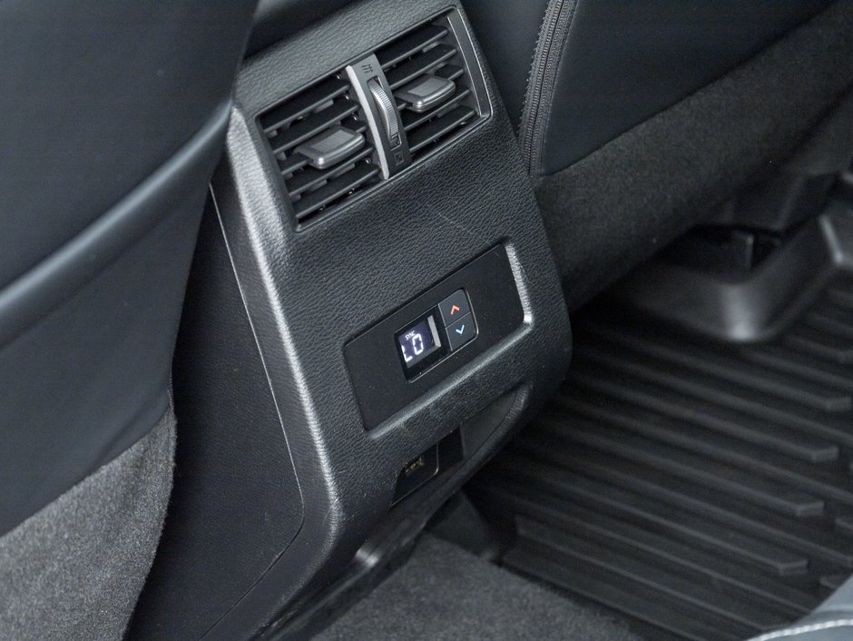 2023 Mitsubishi Outlander LE S-AWC CPO  FINANCE RATES FOR AS LOW AS 0.9%-19