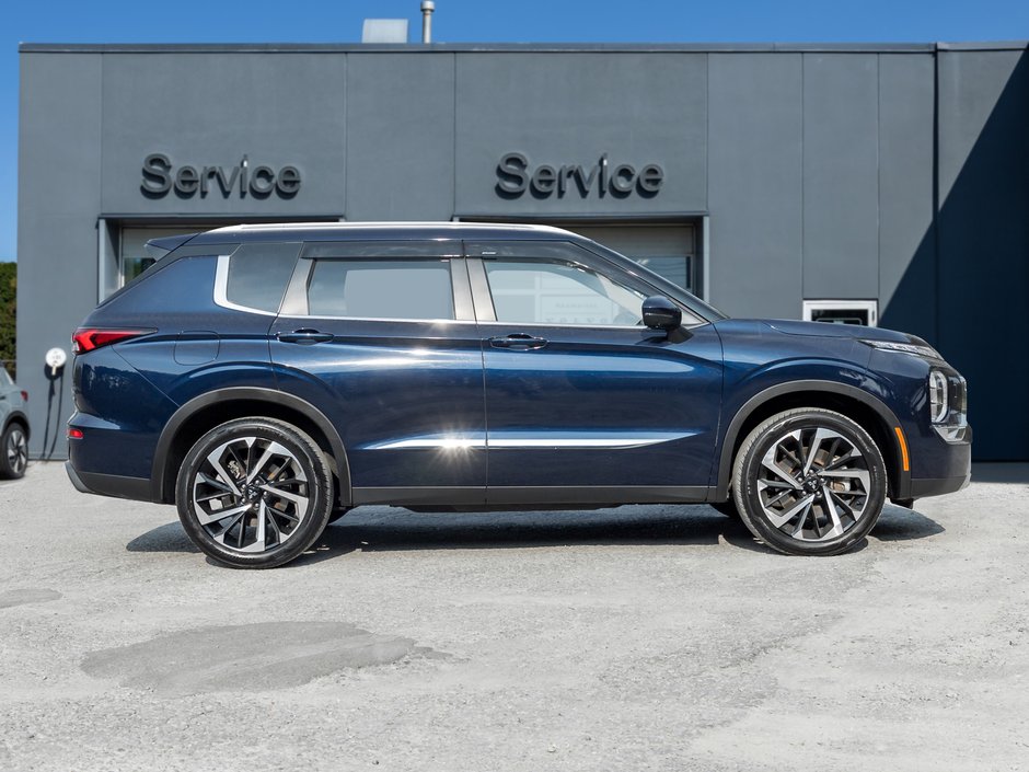 2023 Mitsubishi Outlander LE S-AWC CPO  FINANCE RATES FOR AS LOW AS 0.9%-4