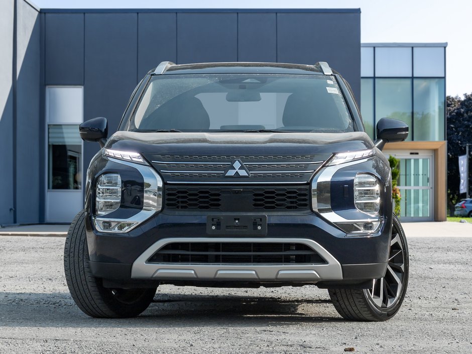 2023 Mitsubishi Outlander LE S-AWC CPO  FINANCE RATES FOR AS LOW AS 0.9%-1