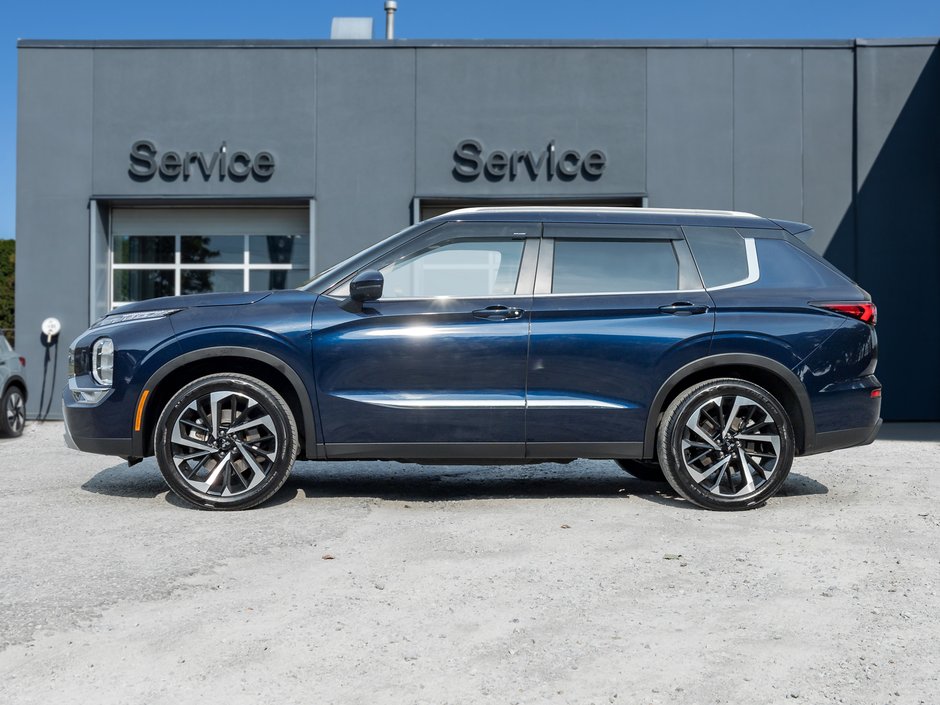 2023 Mitsubishi Outlander LE S-AWC CPO  FINANCE RATES FOR AS LOW AS 0.9%-2