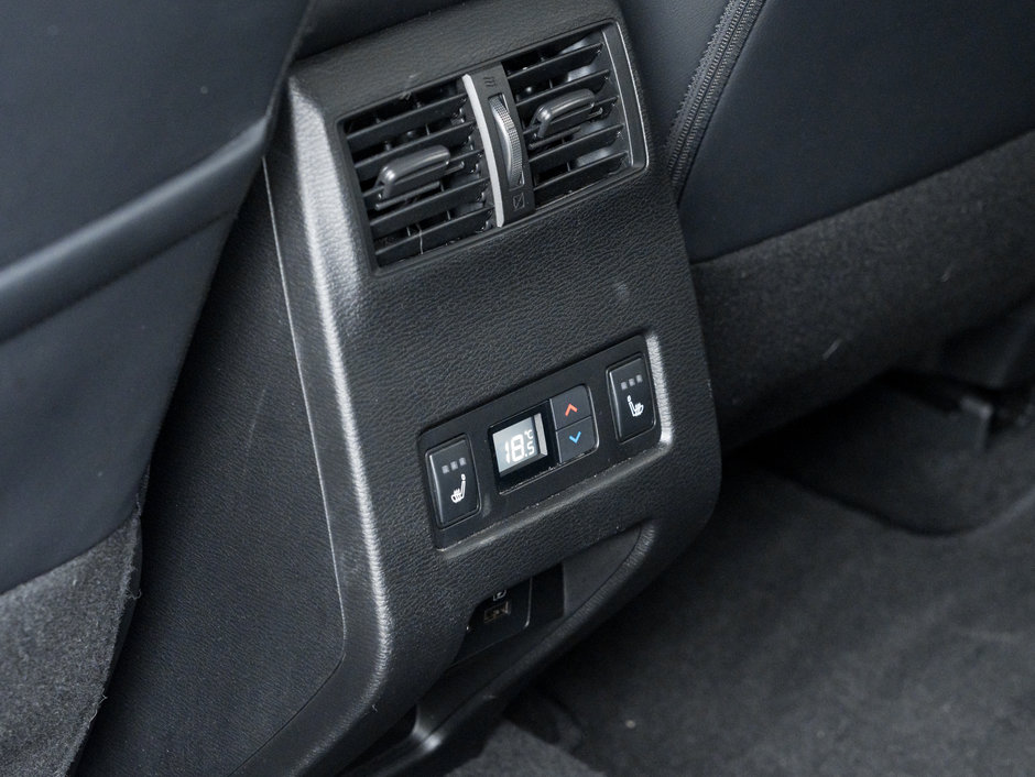 2024 Mitsubishi Outlander GT S-AWC-23