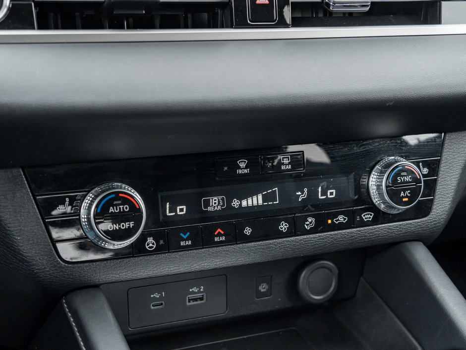 2024 Mitsubishi Outlander GT S-AWC-18