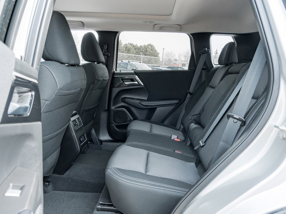 2024 Mitsubishi Outlander SE S-AWC CPO FINANCE RATES FOR AS LOW AS 0.90%-20