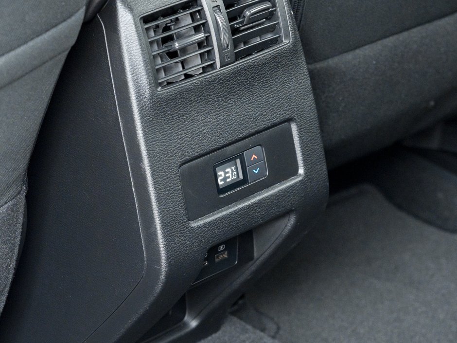 2024 Mitsubishi Outlander SE S-AWC CPO FINANCE RATES FOR AS LOW AS 0.90%-21