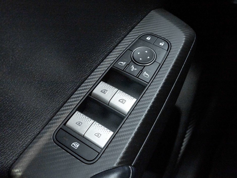 Mitsubishi Outlander GT 2024-13