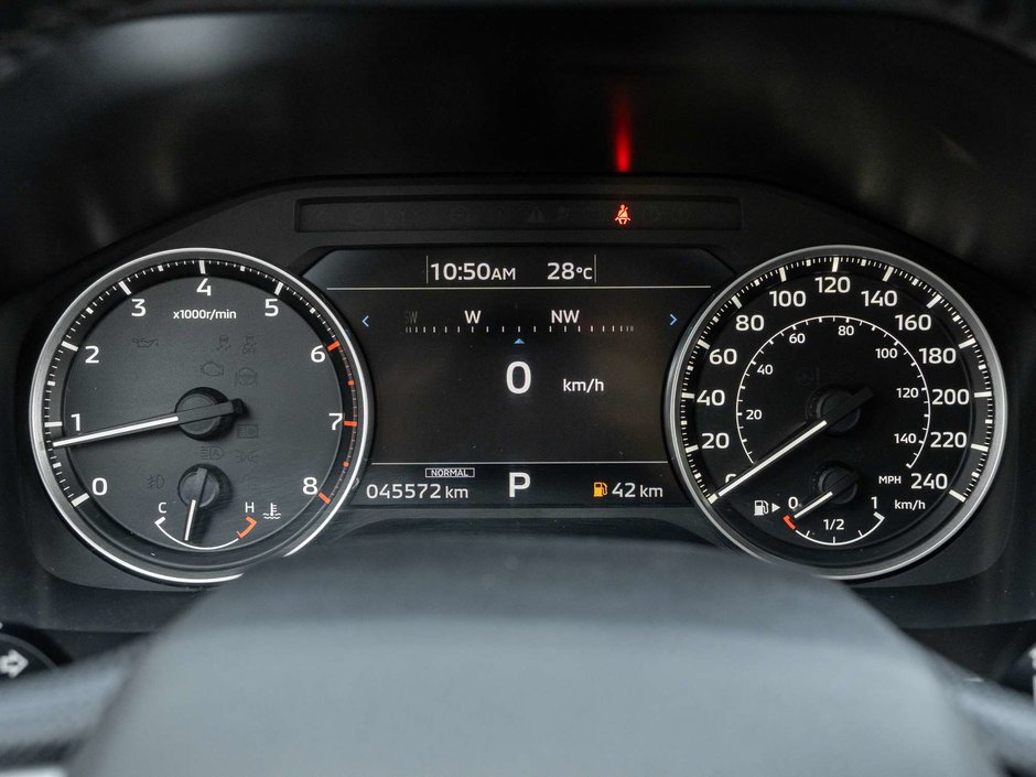 2024 Mitsubishi Outlander LE S-AWC   CPO FINANCE RATES FOR AS LOW AS 0.90%-8