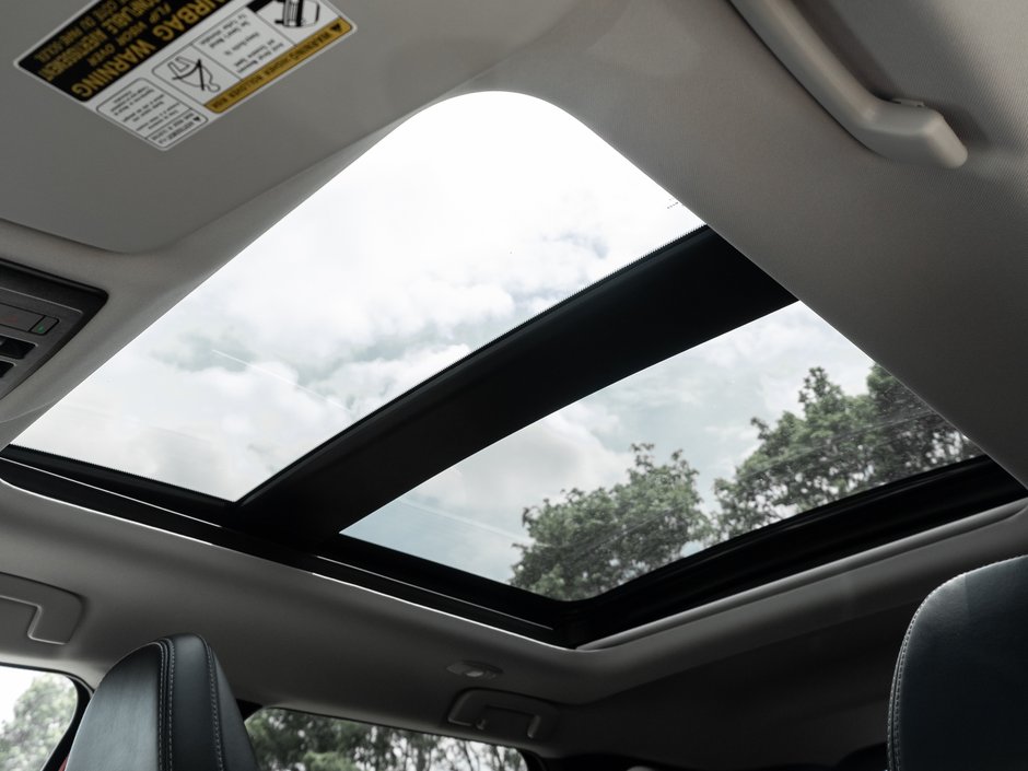 Mitsubishi Outlander LE S-AWC   CPO FINANCE RATES FOR AS LOW AS 0.90% 2024-18