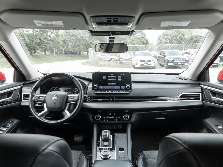 Mitsubishi Outlander LE S-AWC   CPO FINANCE RATES FOR AS LOW AS 0.90% 2024-22