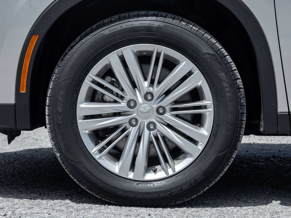 2024 Mitsubishi Outlander ES-3