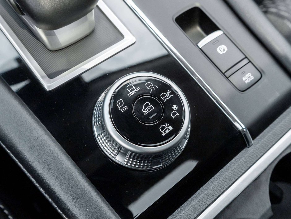 Mitsubishi Outlander SE S-AWC CPO FINANCE RATES FOR AS LOW AS 0.90% 2024-11