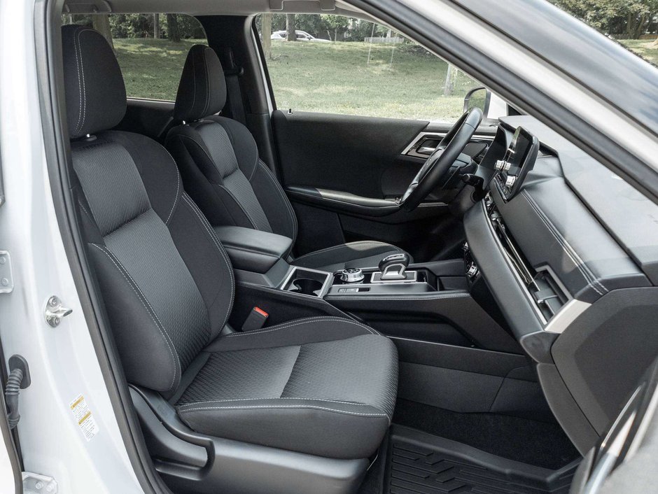 Mitsubishi Outlander SE S-AWC CPO FINANCE RATES FOR AS LOW AS 0.90% 2024-16