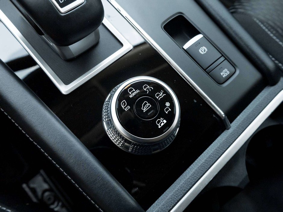 2024 Mitsubishi Outlander SE S-AWC CPO FINANCE RATES FOR AS LOW AS 0.90%-14