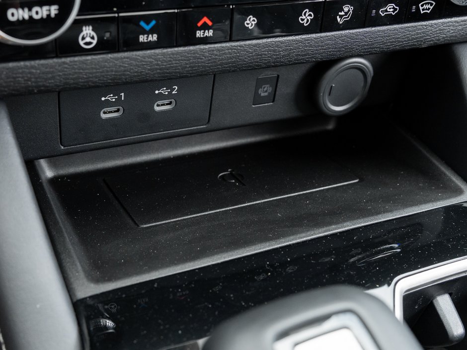 2025 Mitsubishi Outlander GT S-AWC CPO FINANCE RATES FOR AS LOW AS 0.90%-21